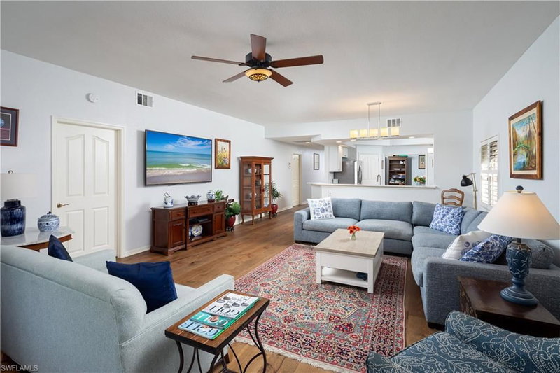 5710 Grande Reserve WAY photo 4