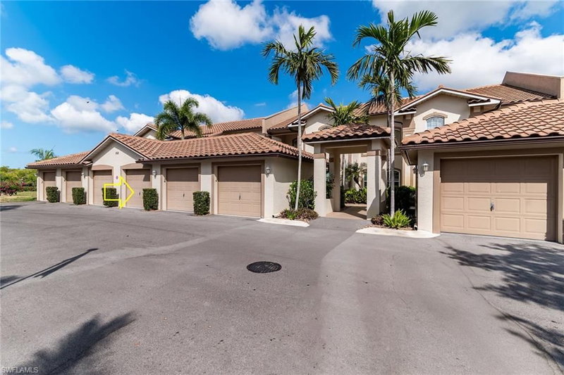 162 Newport DR photo 2