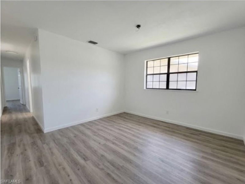11535 Chapman AVE photo 4