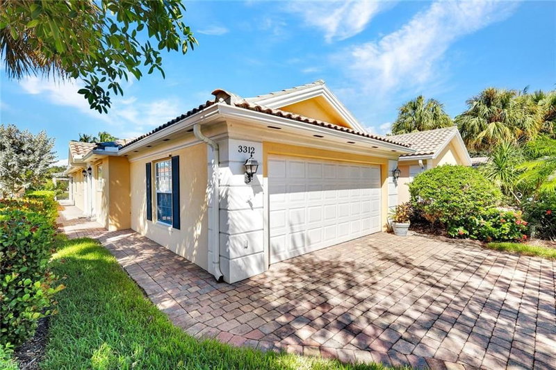 3312 Cayman LN photo 4