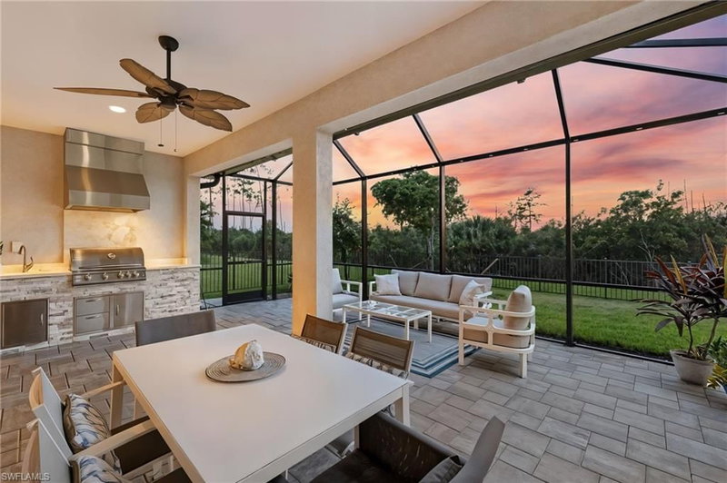 19084 Marquesa DR photo 2