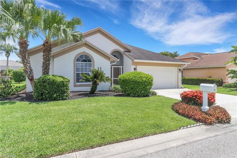 3661 Sunland LN photo 1