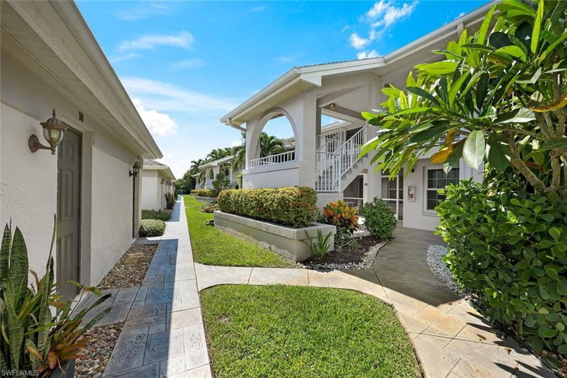 4261 Shetland CT photo 3
