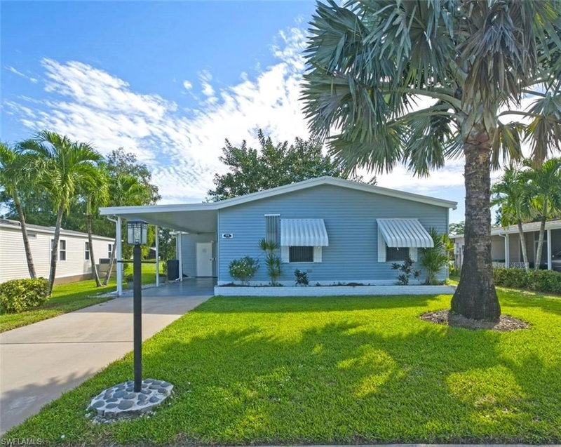 173 Belle Isle CIR photo 1