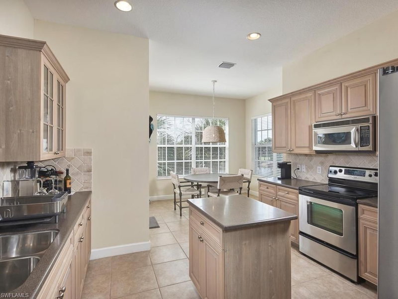 23690 Merano CT photo 4
