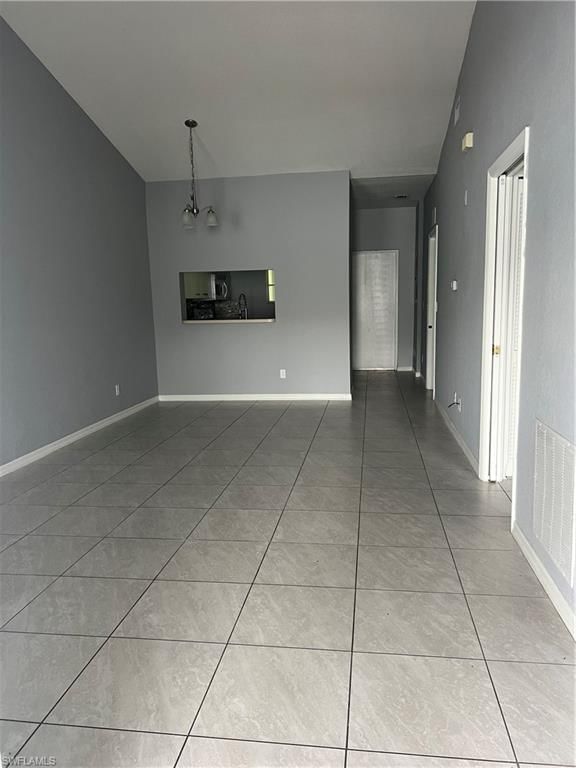 8358 Bernwood Cove LOOP photo 4