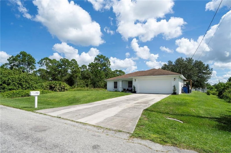1241 Brookpark AVE photo 2