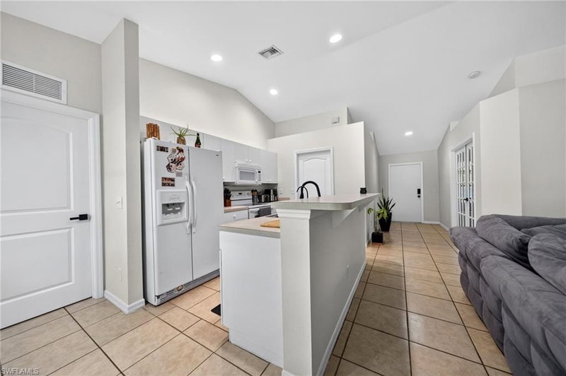 1241 Brookpark AVE photo 5