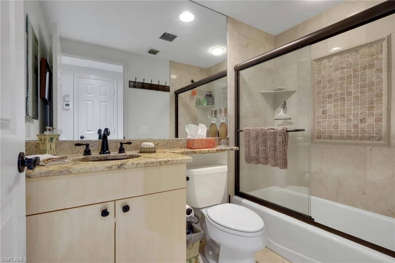 430 Cove Tower DR photo 3