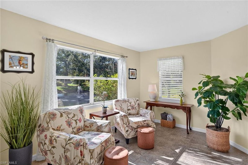 12730 Equestrian CIR photo 4