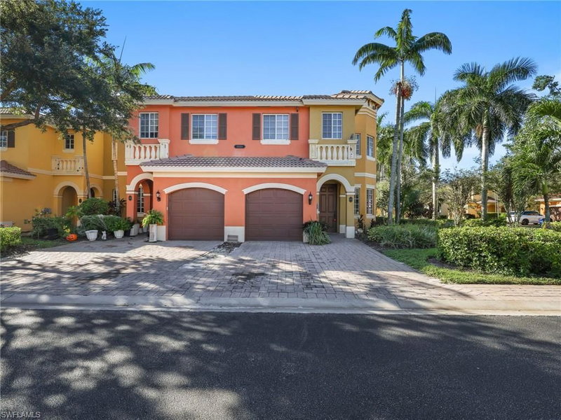 10101 Tin Maple DR photo 1