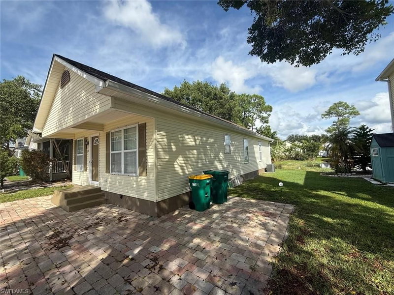 218 Leawood CIR photo 2