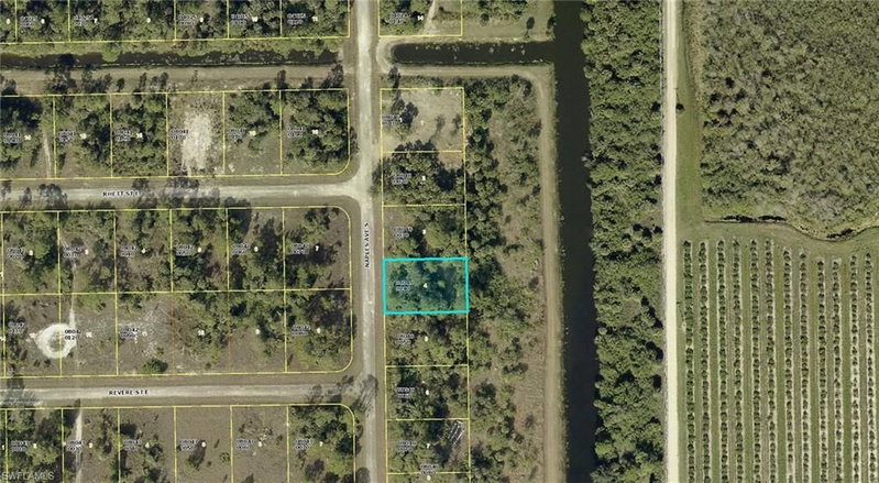 553 NAPLES AVE S photo 1