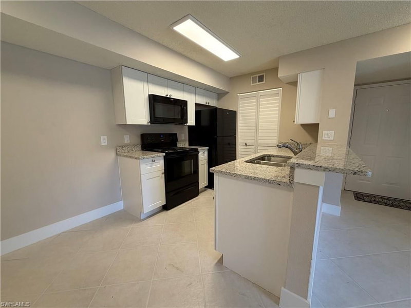 2094 Arbour Walk CIR photo 5