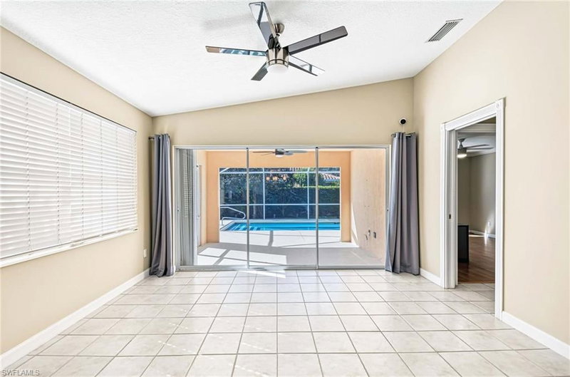 5821 Drummond WAY photo 3