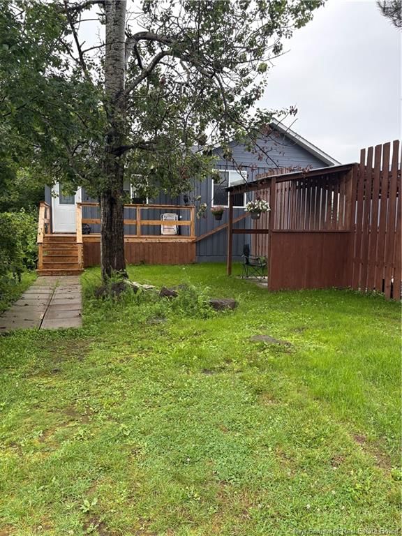 29 Railway Avenue, Pointe-Du-Chêne, New Brunswick