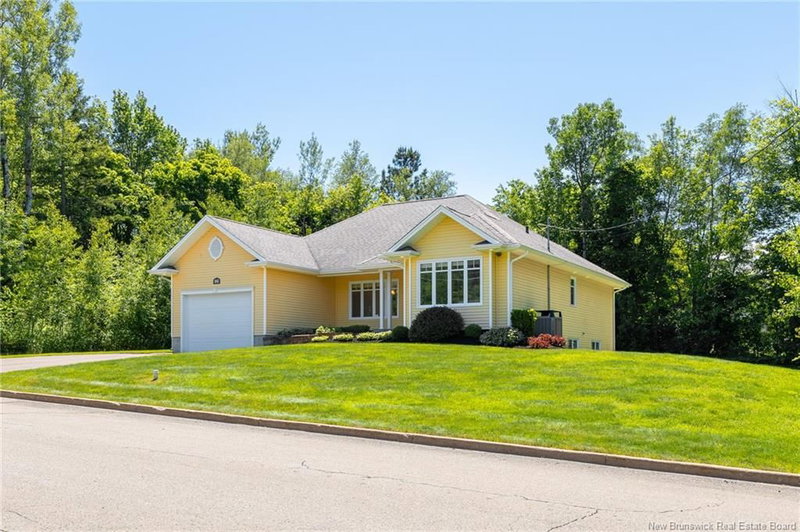 86 Greenwich, Moncton, New Brunswick