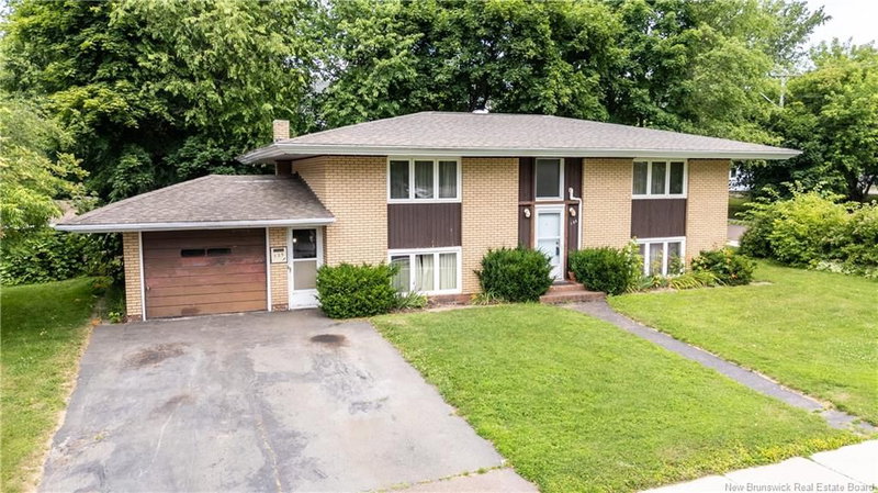 125 Massey Avenue, Moncton, New Brunswick