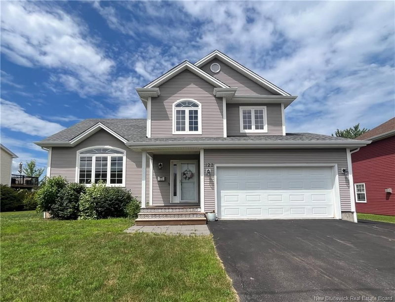 123 Mayfield, Moncton, New Brunswick