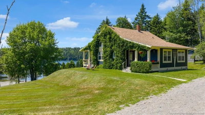 242 Fiander Road, St. Andrews