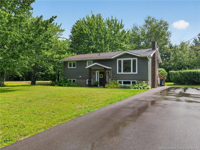 453 Acadie, Shediac, New Brunswick