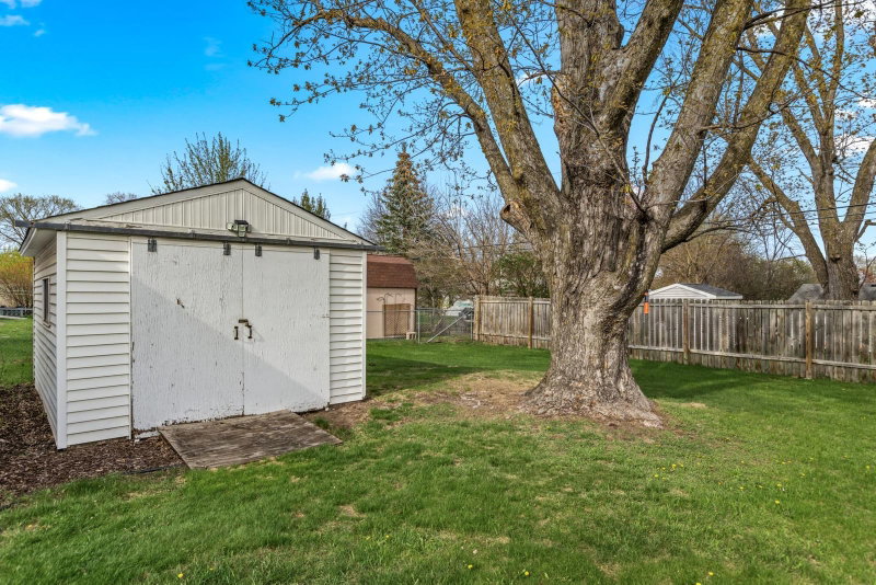 8805 Emerson Avenue S - Photo 21