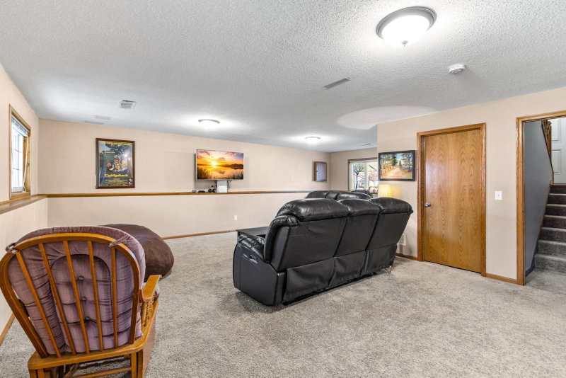 7884 77th Street S - Photo 19