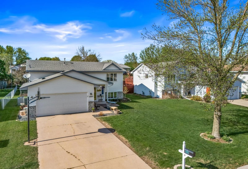 7884 77th Street S - Photo 32