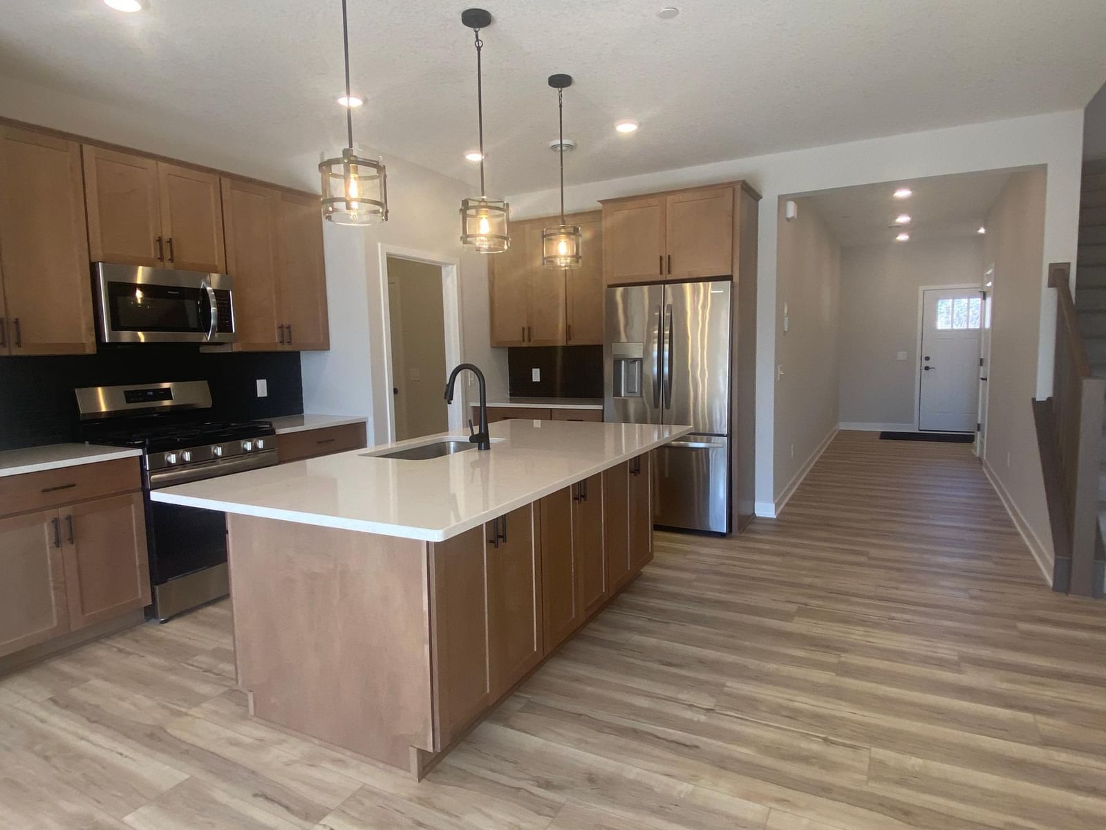 13751 Hollybrook Circle
