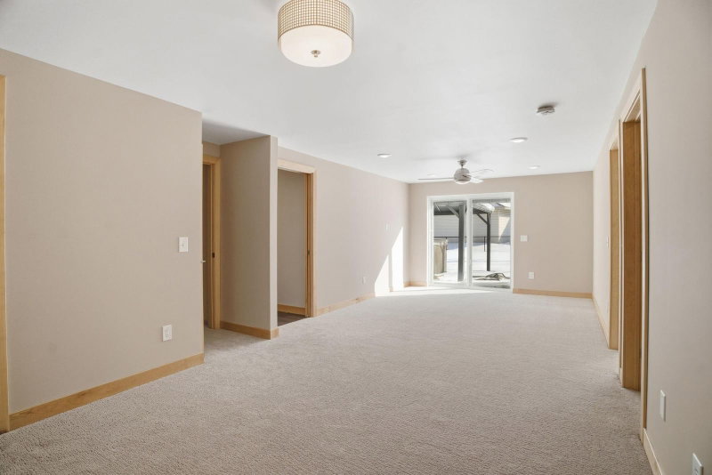 1162 Lakewood Drive S - Photo 76