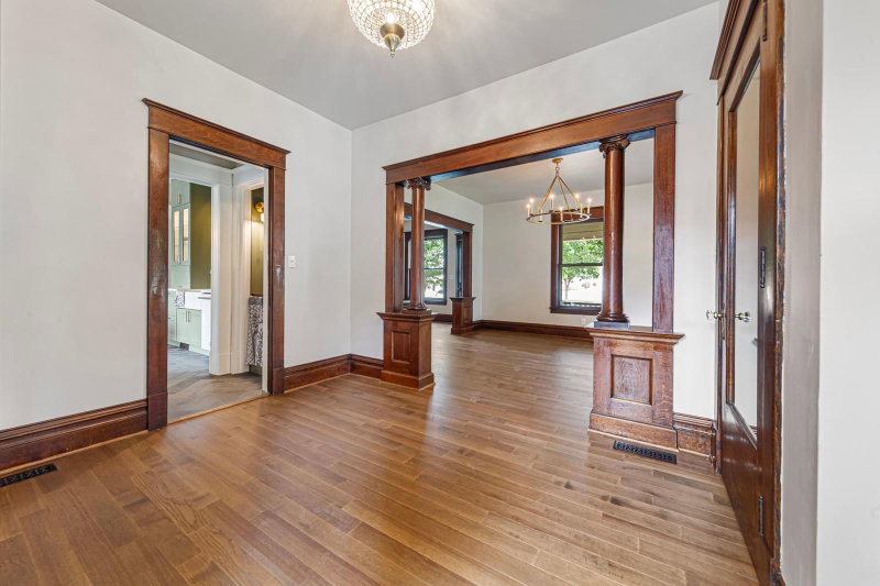 404 3rd Street NW - Photo 18