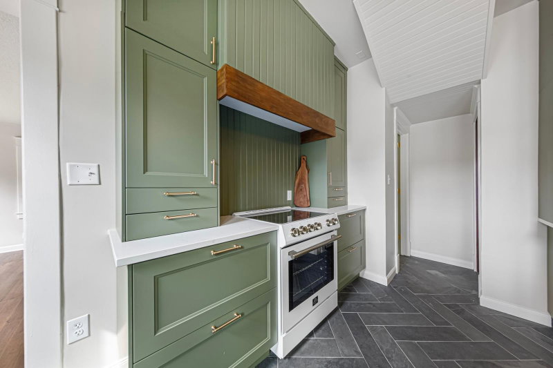 404 3rd Street NW - Photo 30