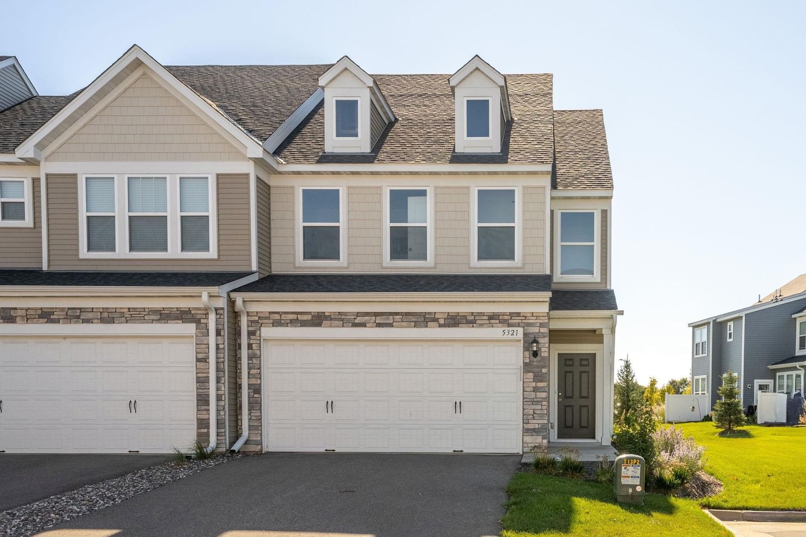 5321 94th Lane N