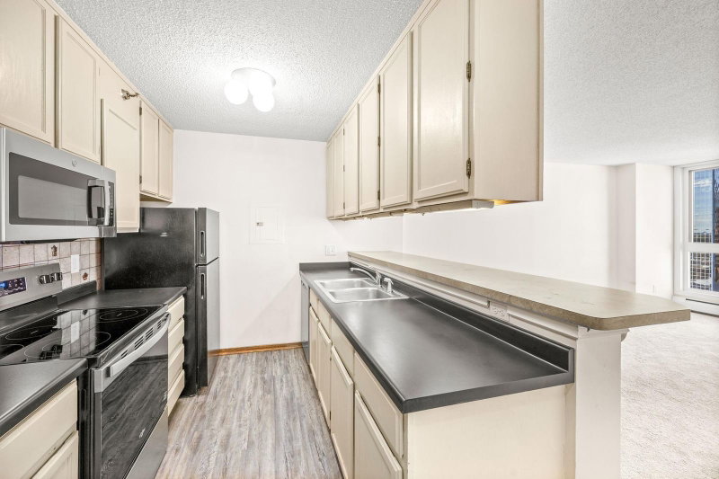 433 S 7th Street #1821 - Photo 12