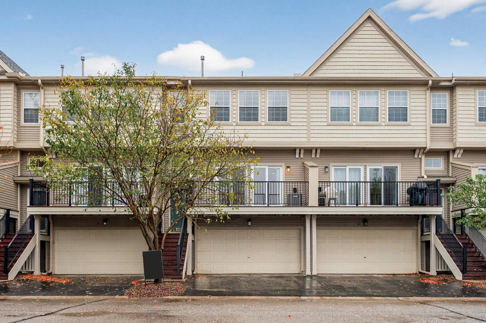 11221 Aberdeen Street NE #I