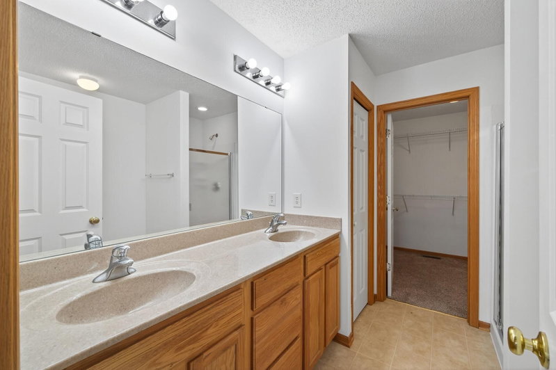 11221 Aberdeen Street NE #I - Photo 18
