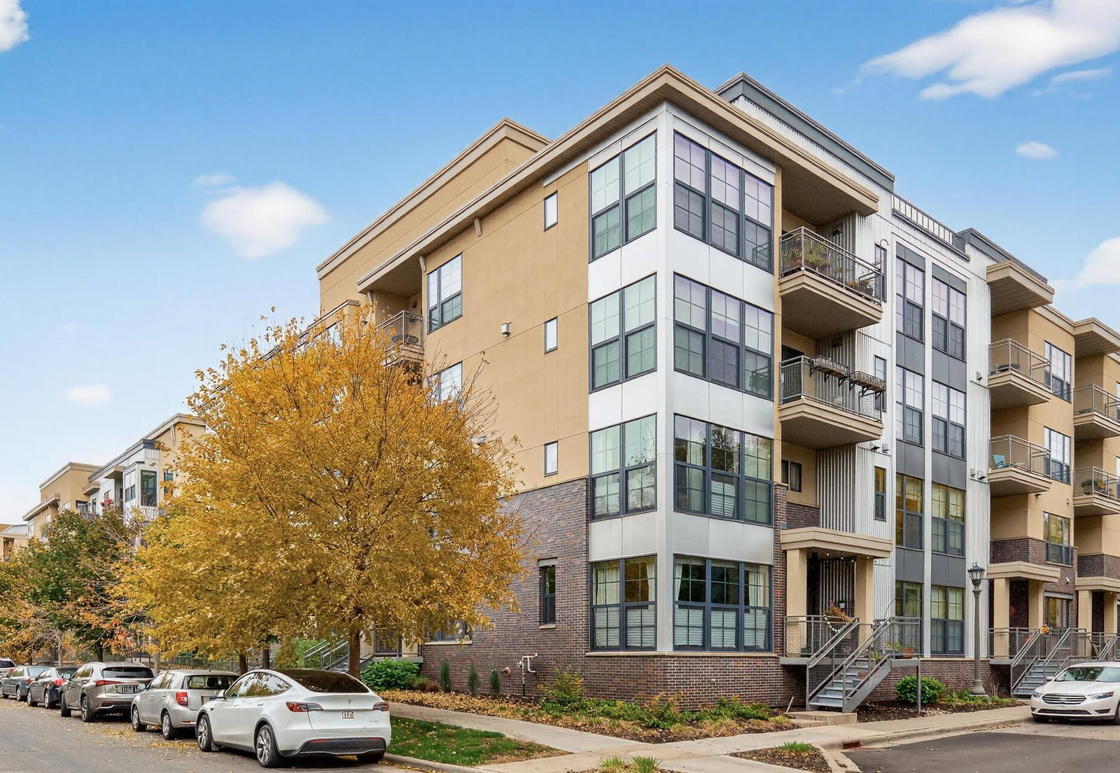 820 Emerald Street #307