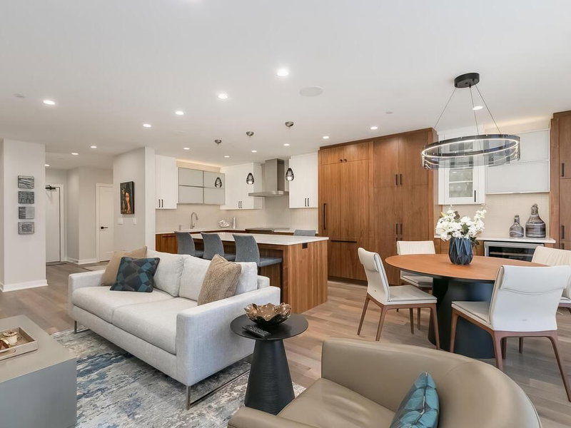 1201 Yale Place #1107