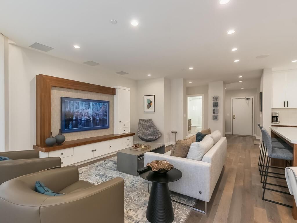 1201 Yale Place #1107
