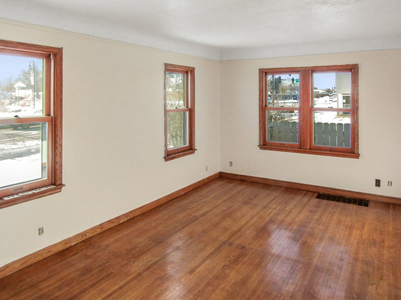 1536 E 66th Street - Photo 3