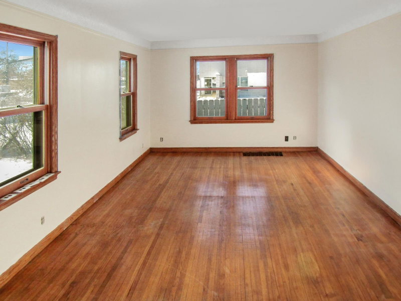 1536 E 66th Street - Photo 8