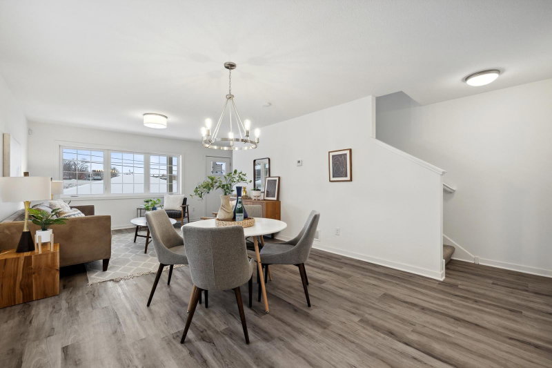2030 James Avenue N - Photo 13