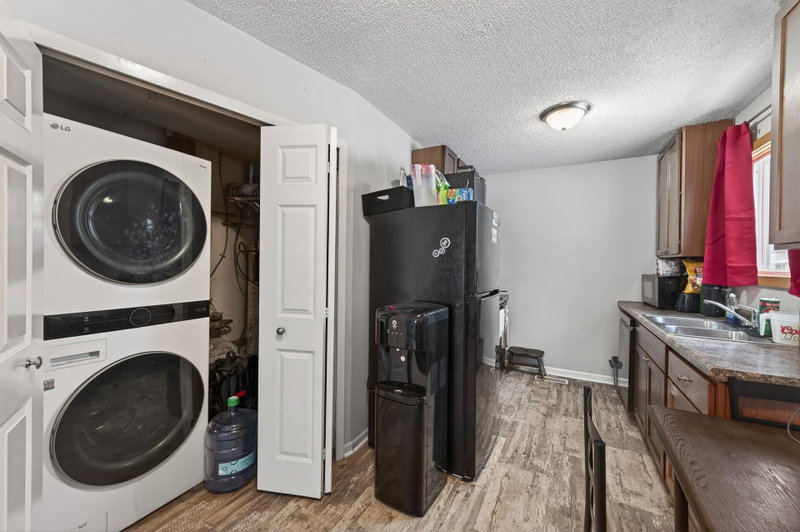6530 83rd Court N - Photo 6