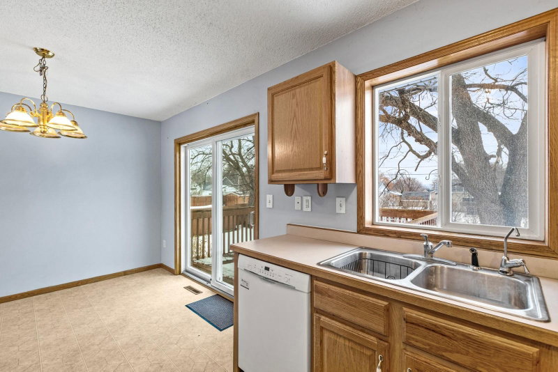 529 5th Avenue E - Photo 15