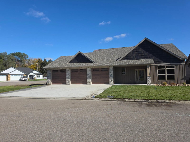 2016 Forest Court