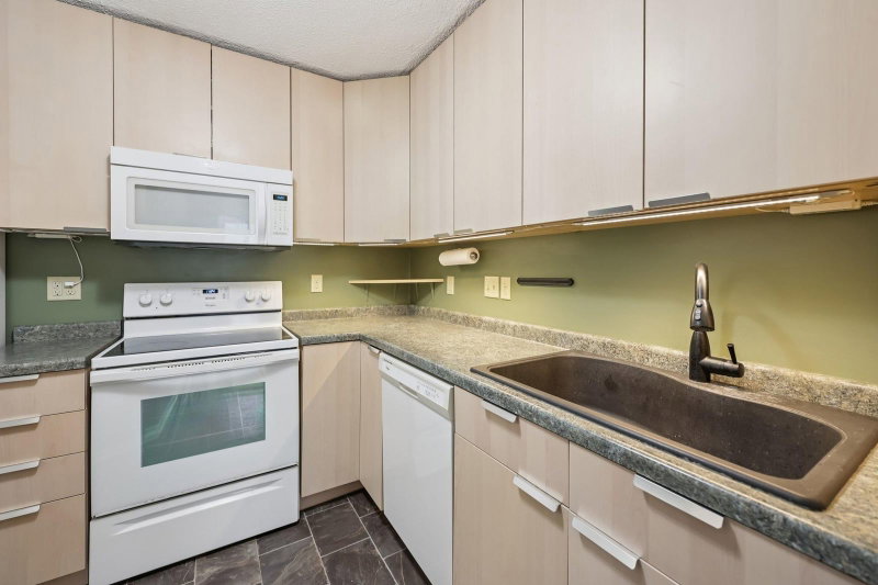 2200 Nevada Avenue S #316 - Photo 11