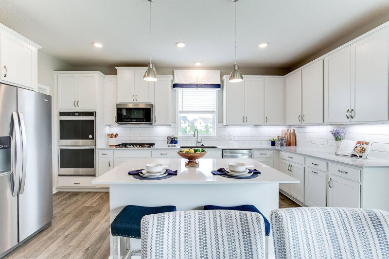 4644 Percheron Boulevard - Photo 3