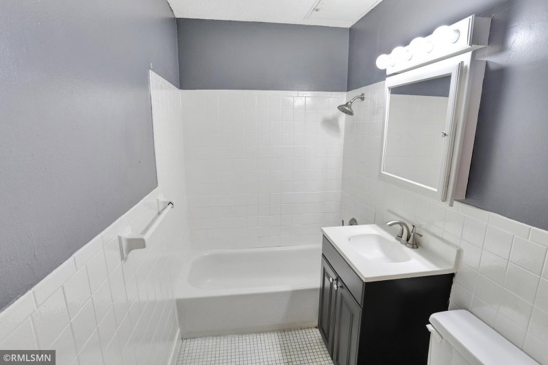 2446 Aldrich Avenue S #108 - Photo 8