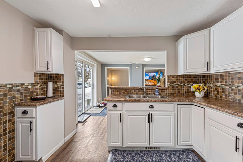 1322 1st Avenue NE - Photo 13