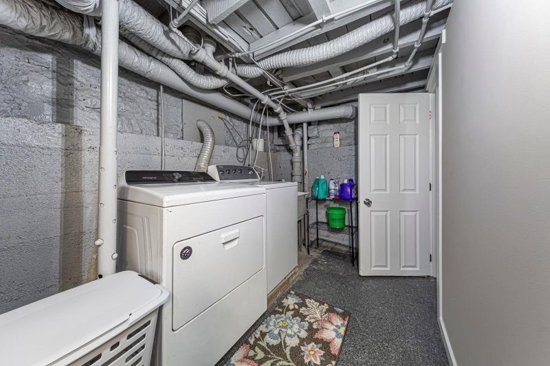 1322 1st Avenue NE - Photo 27